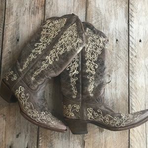 Corral cowgirl boots